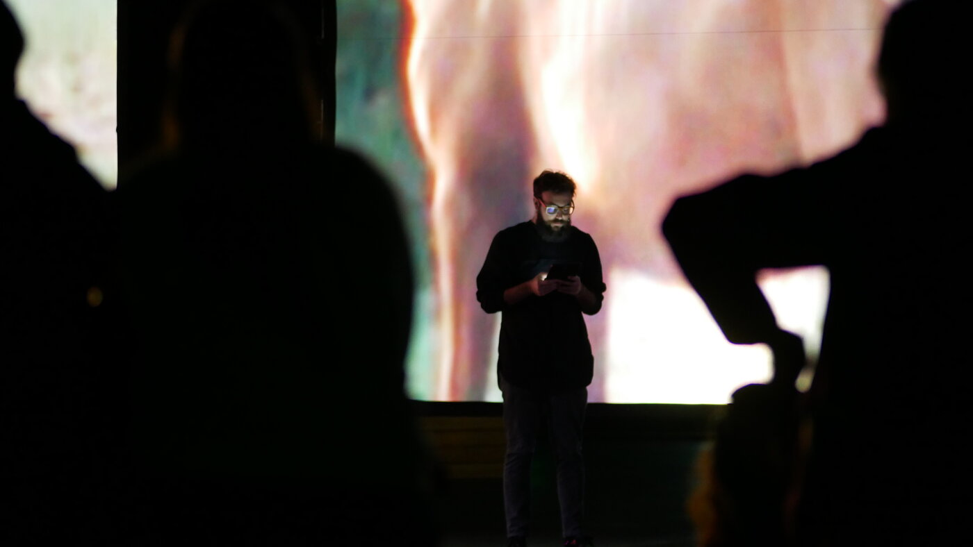 Videografía de La pampa — lectura en vivo, público